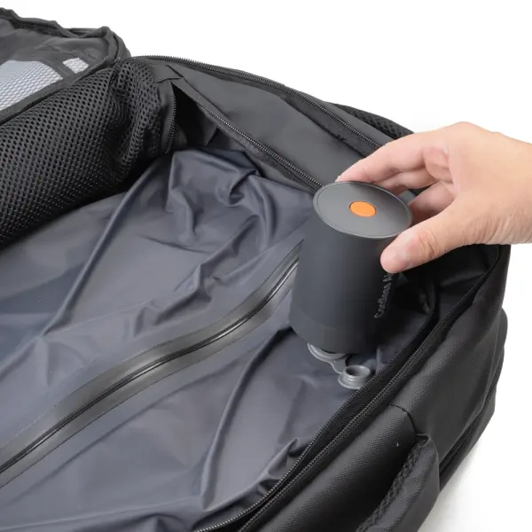 Mochila com Compartimento a Vácuo e Expansor Personalizada 
